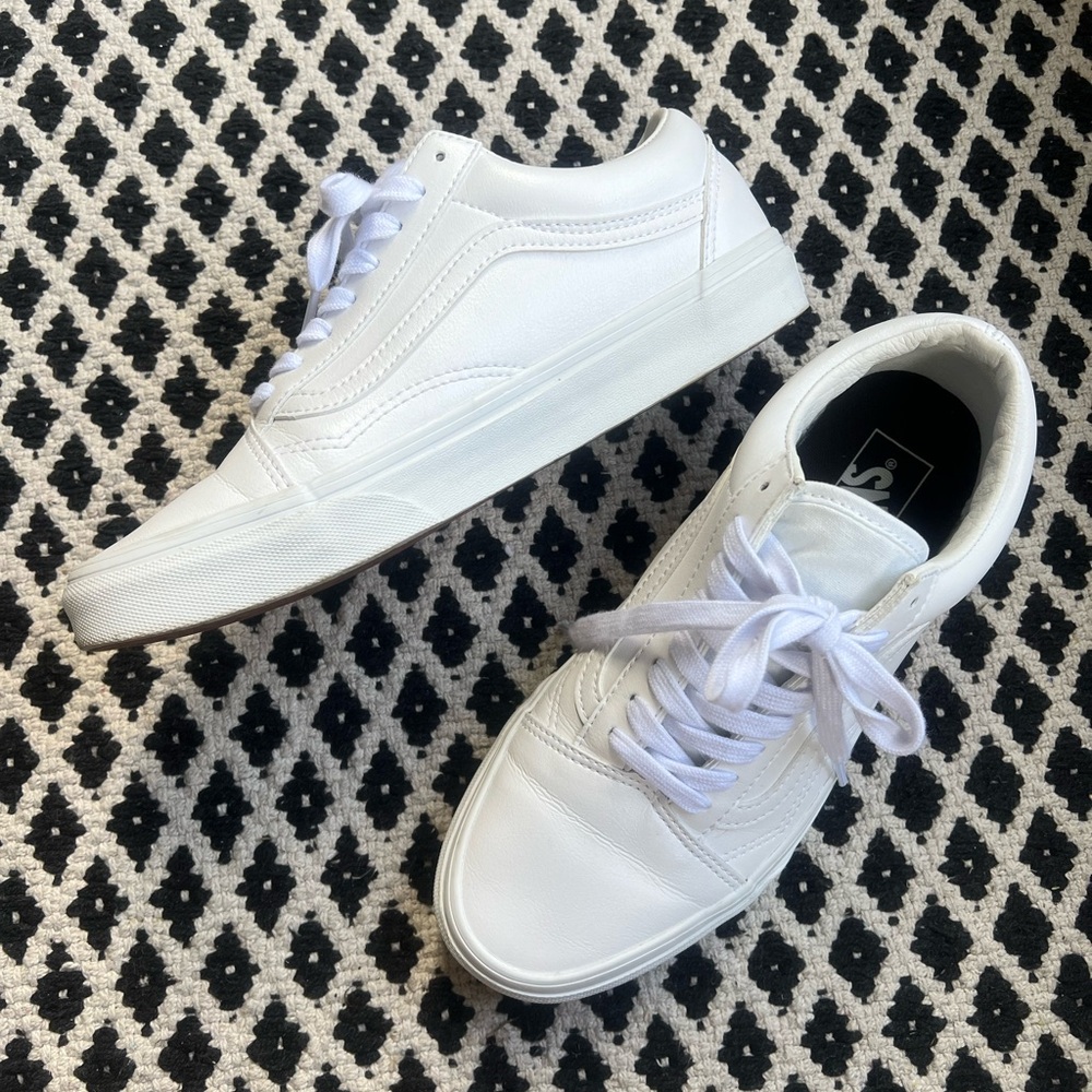 Vans Old Skool Shoe True White Size 8.5 women - Picture 2 of 12